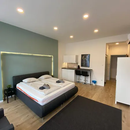 Center Of 3 Apartment